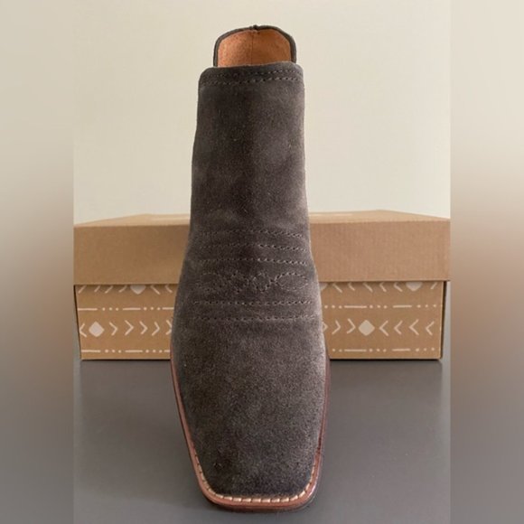 NWT - Zodiac Agatha Booties, Olive Suede, square toe, size 9 - Picture 4 of 10